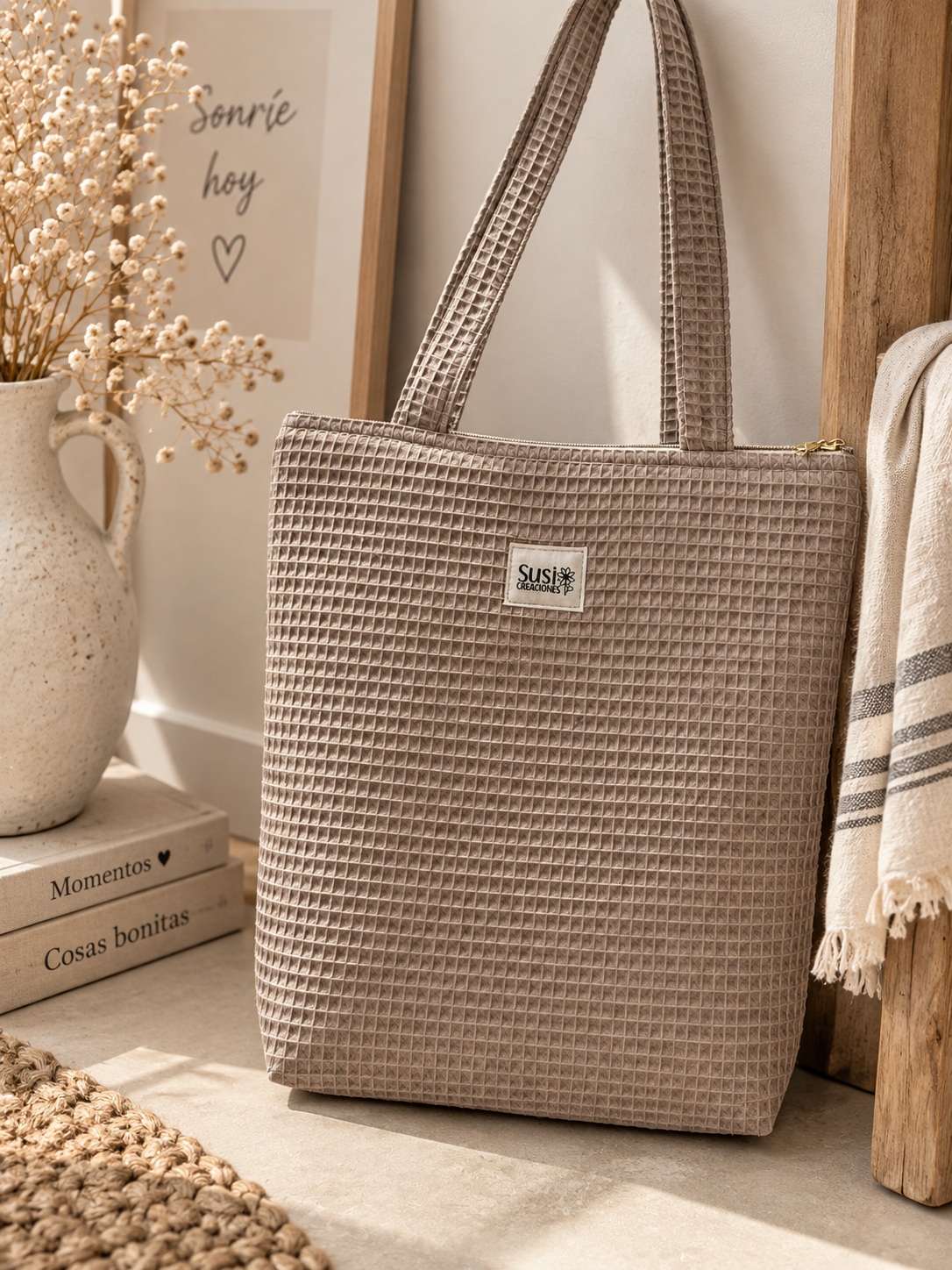 Bolso Tote Waflle Taupe